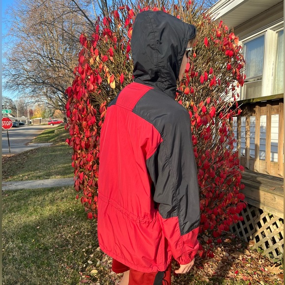 Sierra Designs Vintage Water Resistant Hooded Windbreaker SZ L! EUC! - Picture 10 of 16